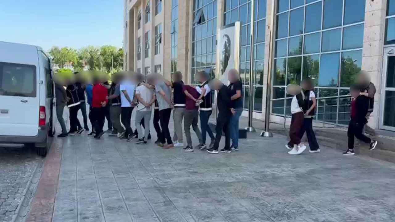 Uşak’ta Yasaklı Madde Ticareti Operasyonu 16 Kişi Cezaevine Gönderildi