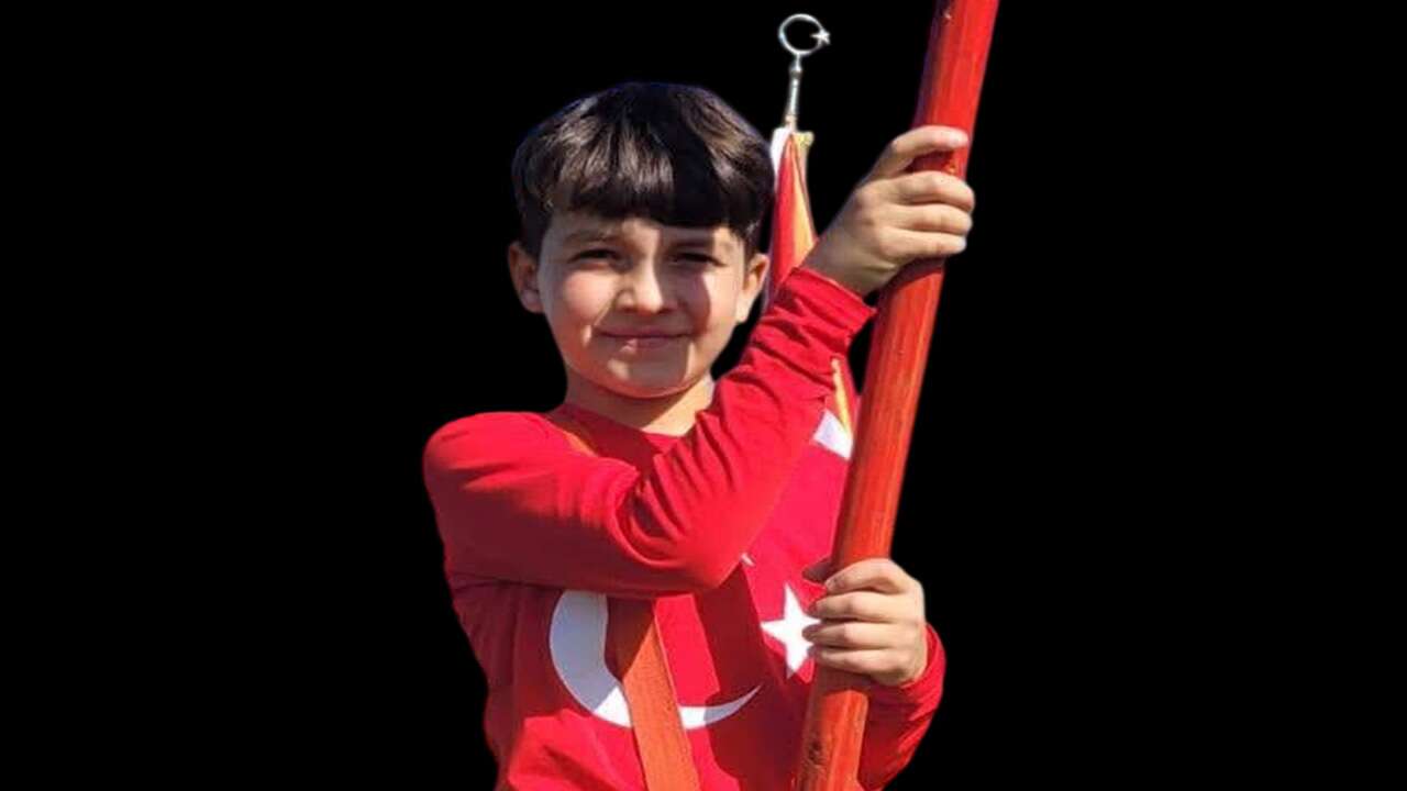 12 Yaşındaki Çocuk Traktörün Altında Kalarak Hayatını Kaybetti
