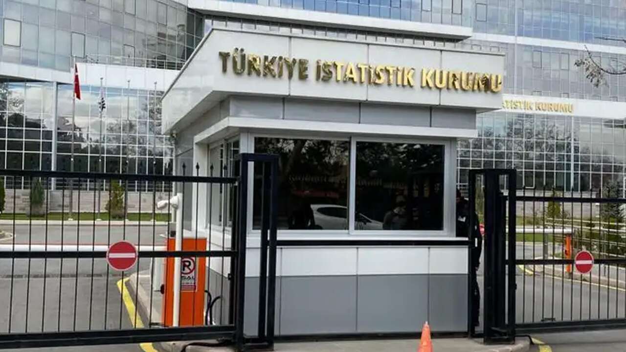 Uşak’ta Kadın Nüfusu Erkekleri Geçti