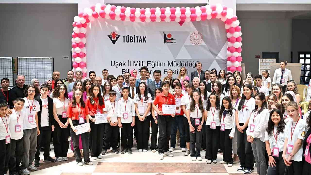 TÜBİTAK 4006-C Bilim Fuarları Festivali Uşak’ta Açıldı