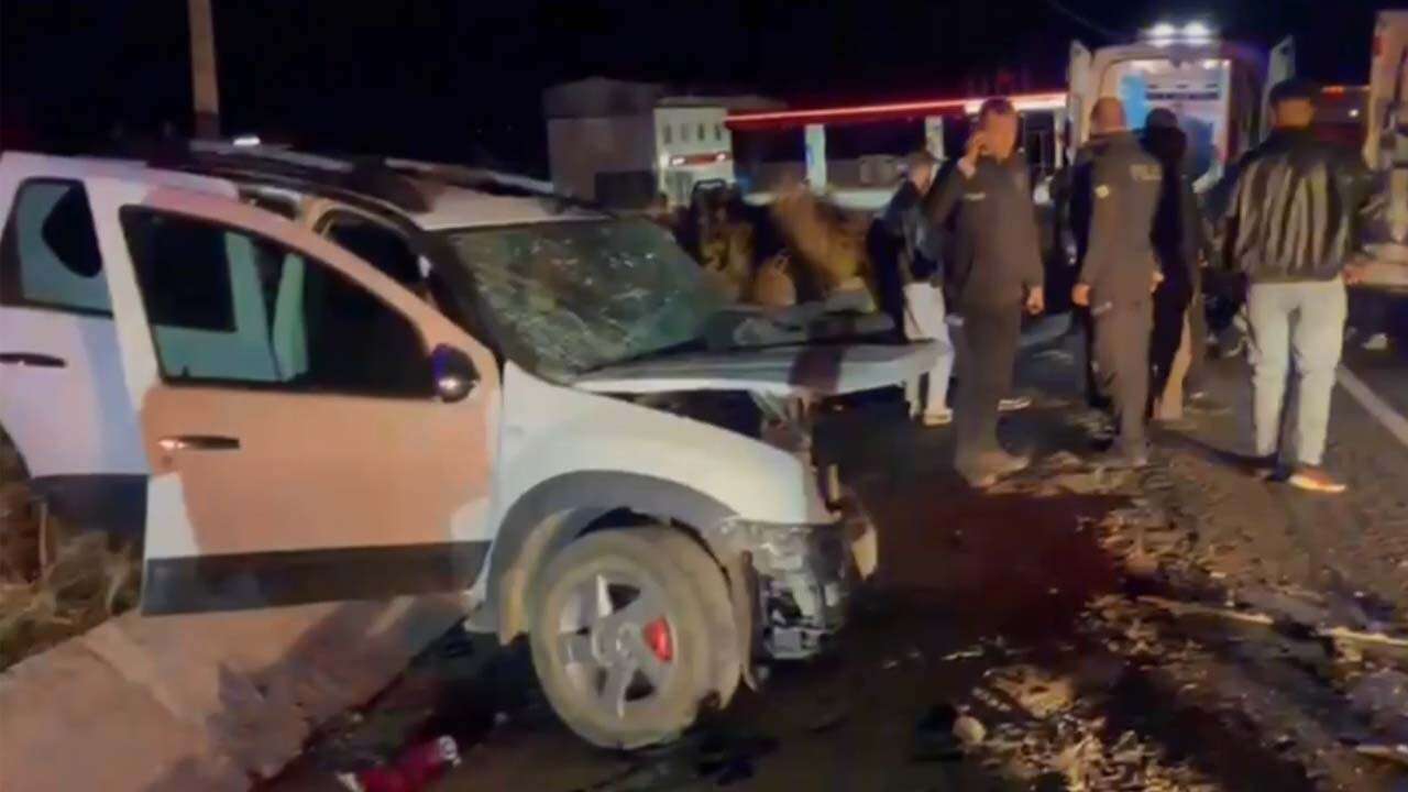 Uşak'taki feci kazada karı koca öldü: 3 yaralı
