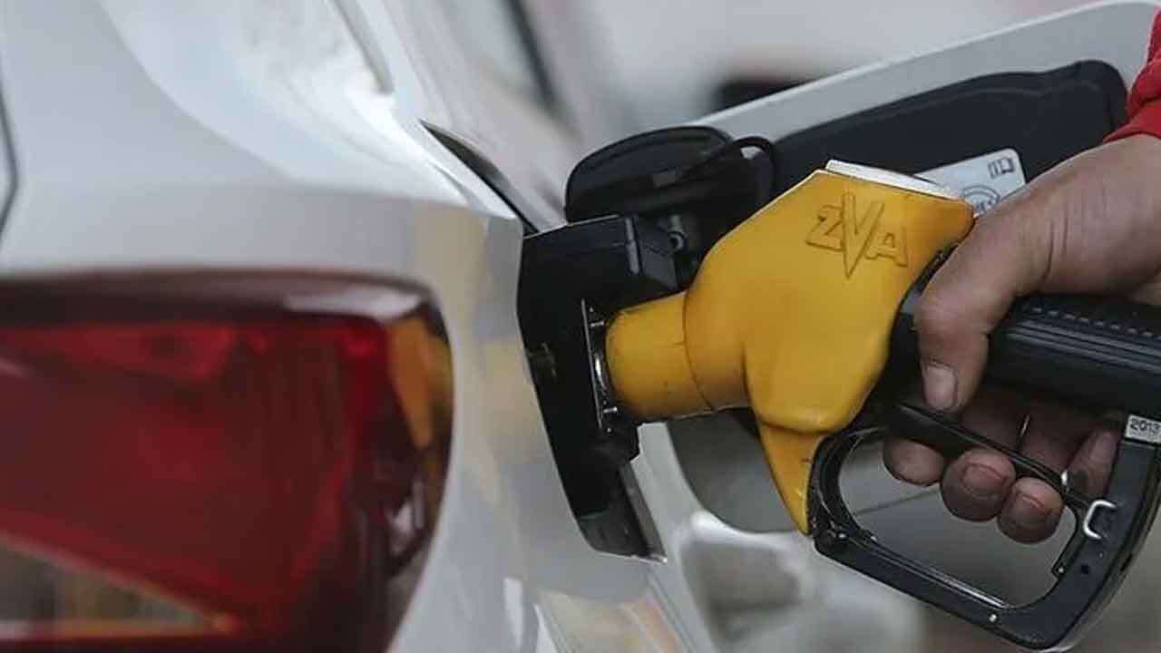 Motorinde Zam Dalgası Sürüyor: Litre Fiyatı Yeniden Yükseliyor