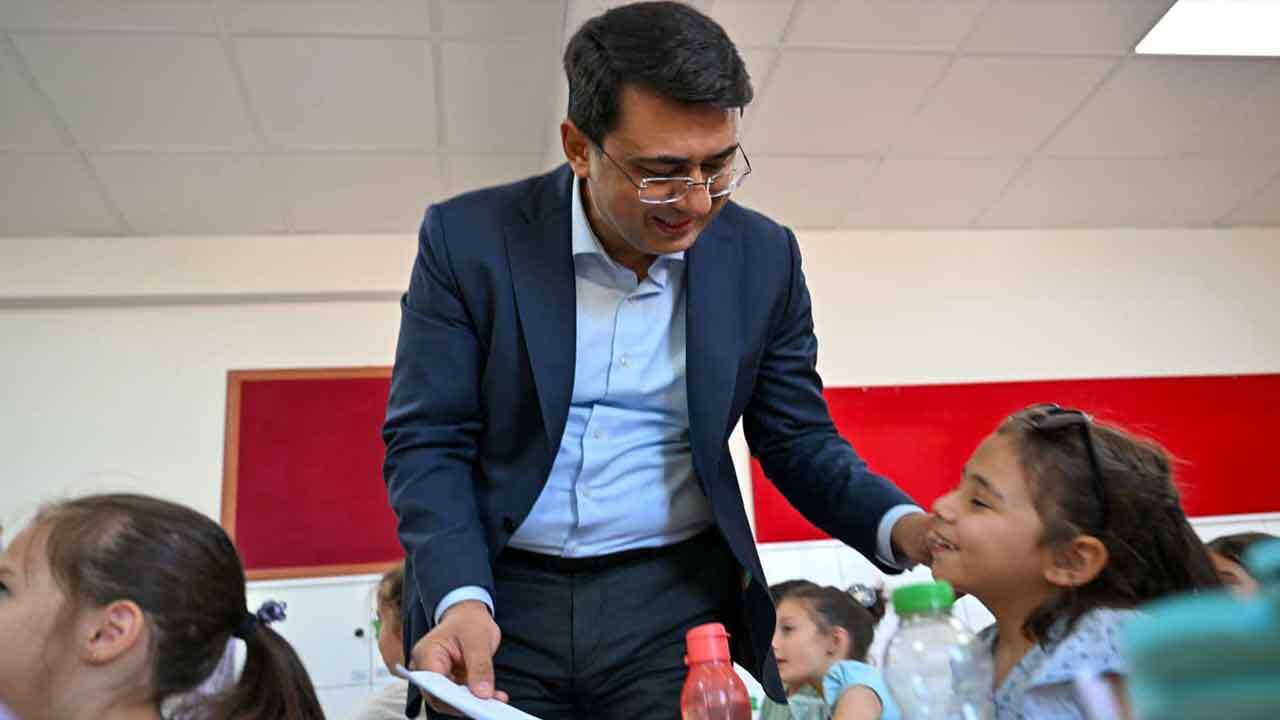 Vali Serdar Kartal, TÜGVA Yaz Okulunu Ziyaret Etti