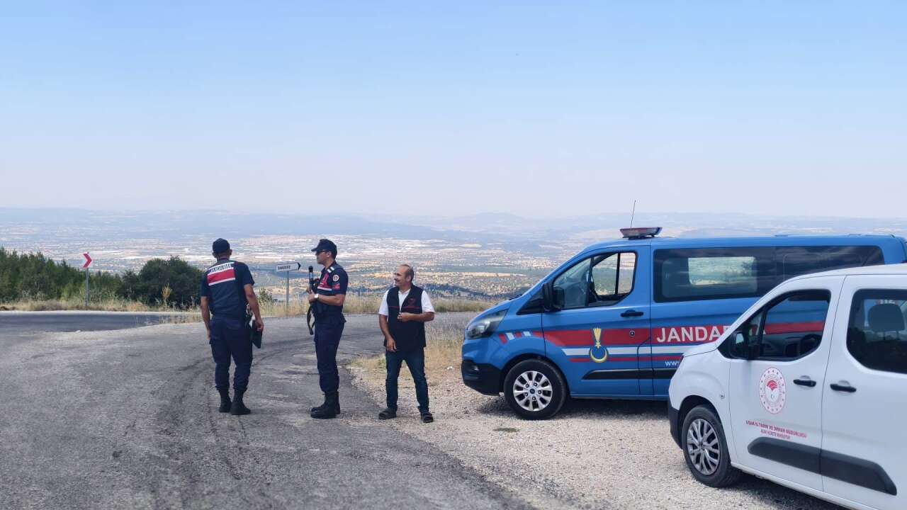 Uşak’ta Hayvan Hareketlerine Yönelik Yol Kontrollerimiz Devam Ediyor
