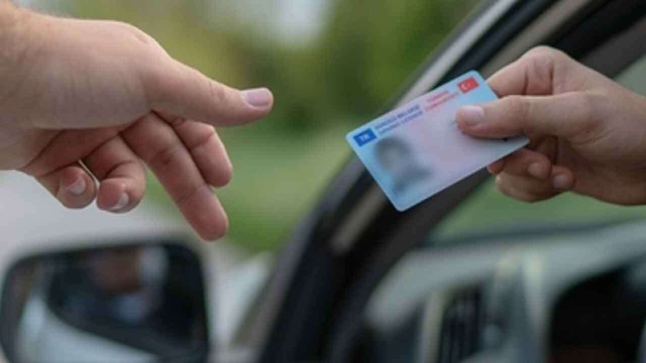 Yeni Ehliyet Aldım Diye Sevinenler Dikkat İki Yıl Boyunca Bu Kurallar Geçerli