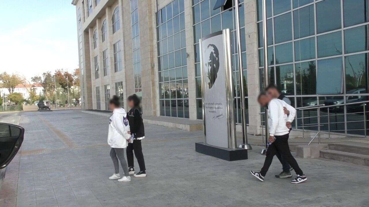 Uşak’ta sakız kutusundan zehir çıktı: 3 tutuklu