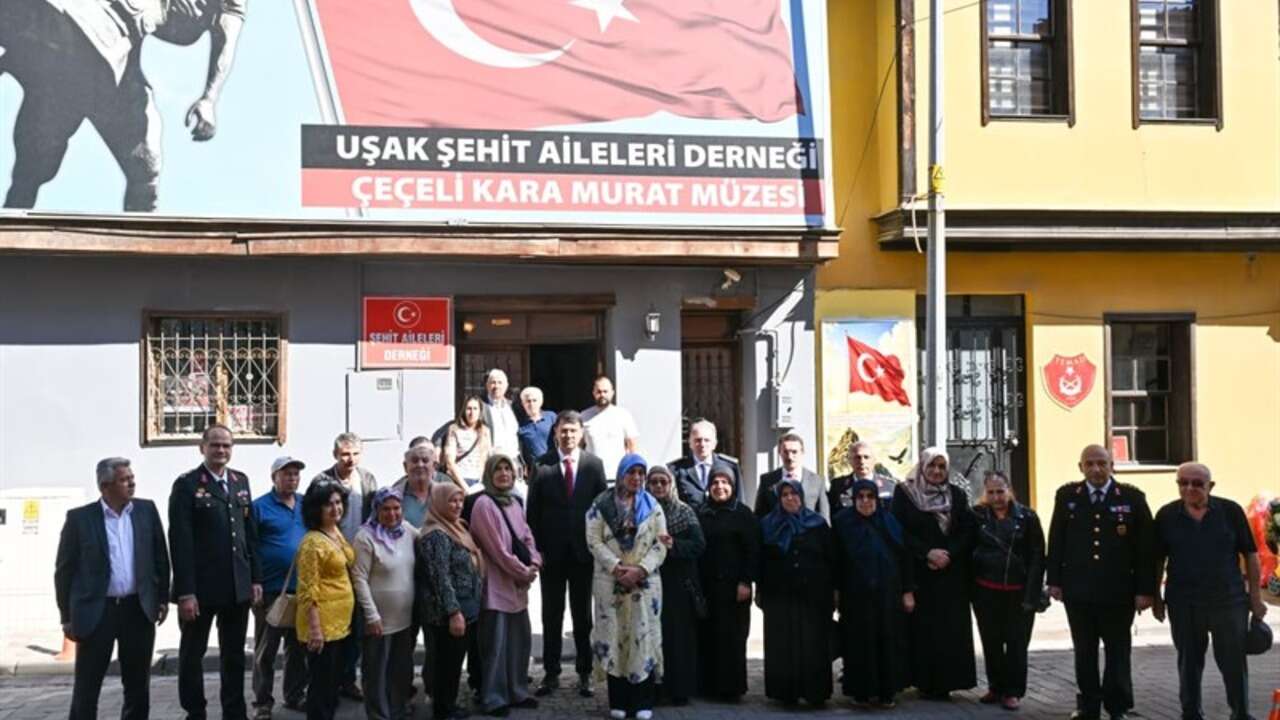 Vali Serdar Kartal Şehit Yakınları ve Gazileri Ziyaret Etti