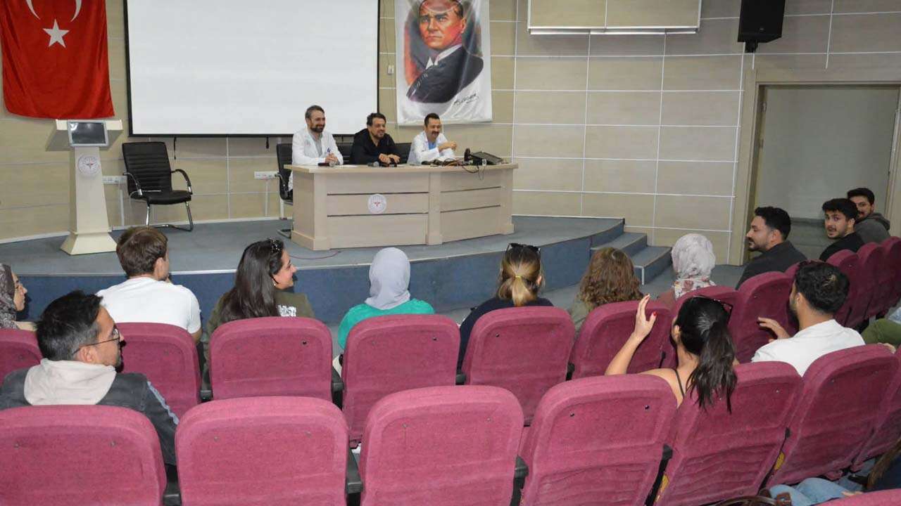 24 Pratisyen Hekim Uşak’ta Göreve Başladı