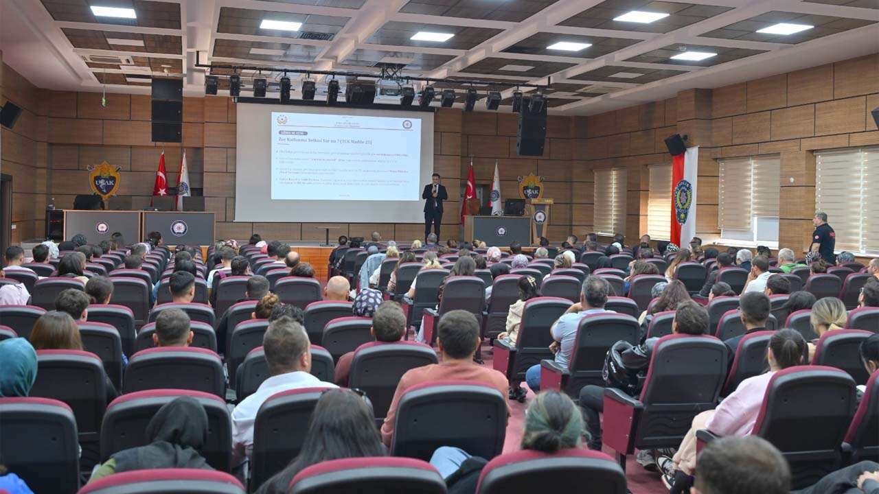 Uşak Emniyetinden Okullara Güvenlik Desteği
