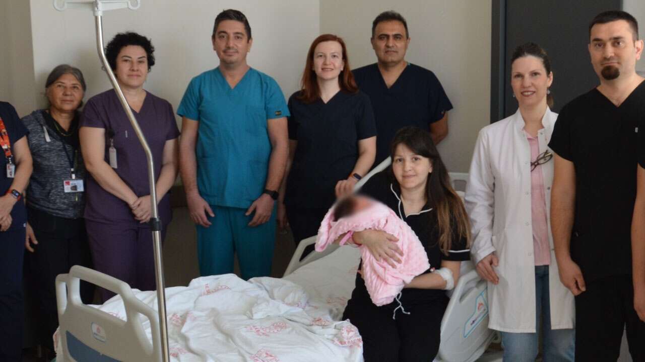 Uşak’ta Kritik Doğum Vakası: Sağlık Ekiplerinden Başarılı Müdahale
