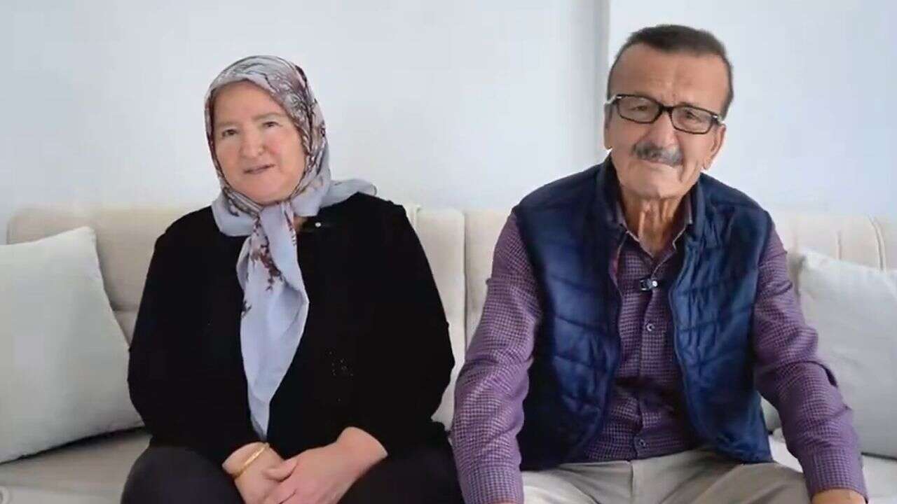 Uşaklı Kadın diyaliz hastası eşine böbreğini verdi
