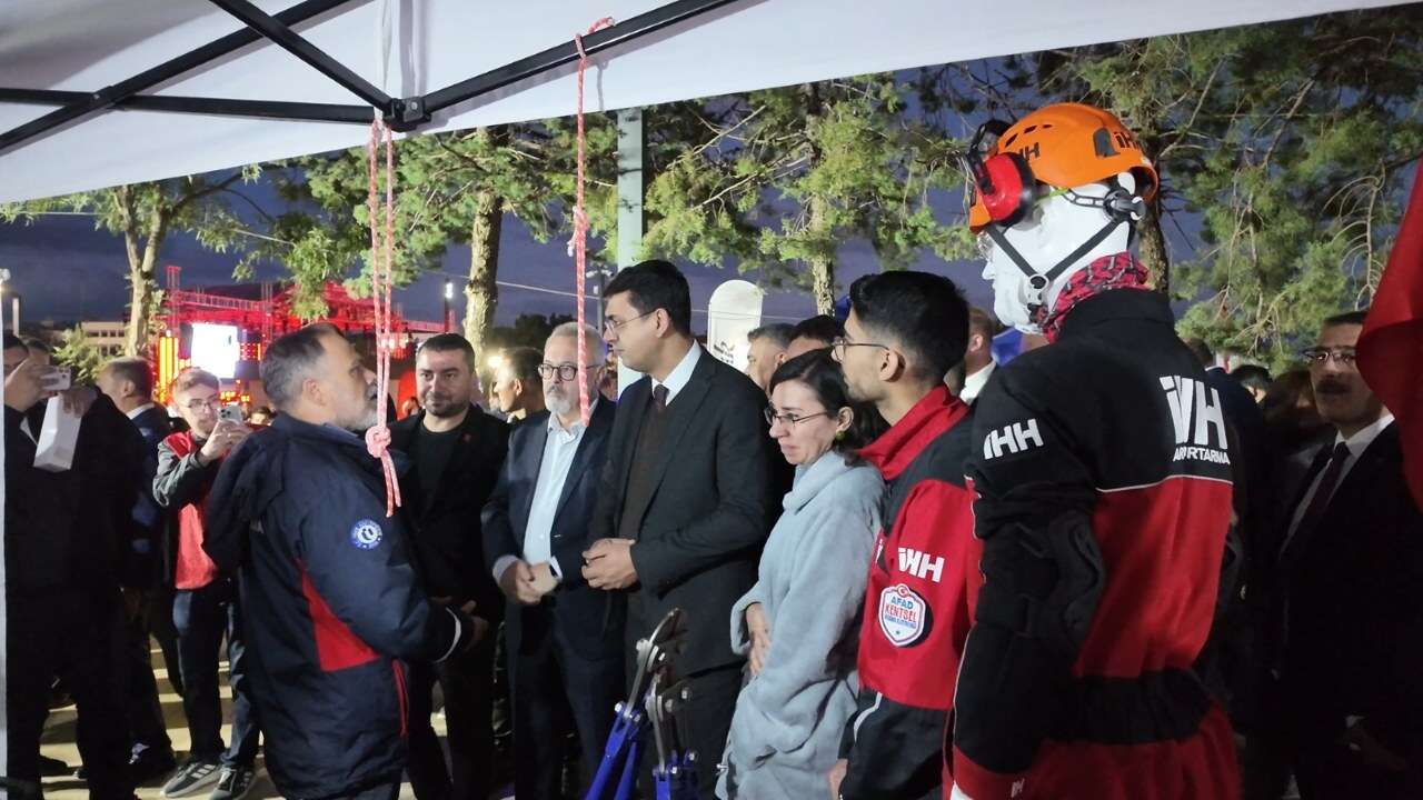 Uşak’ta Öğrenciler Afetlere Karşı Bilinçlendirildi