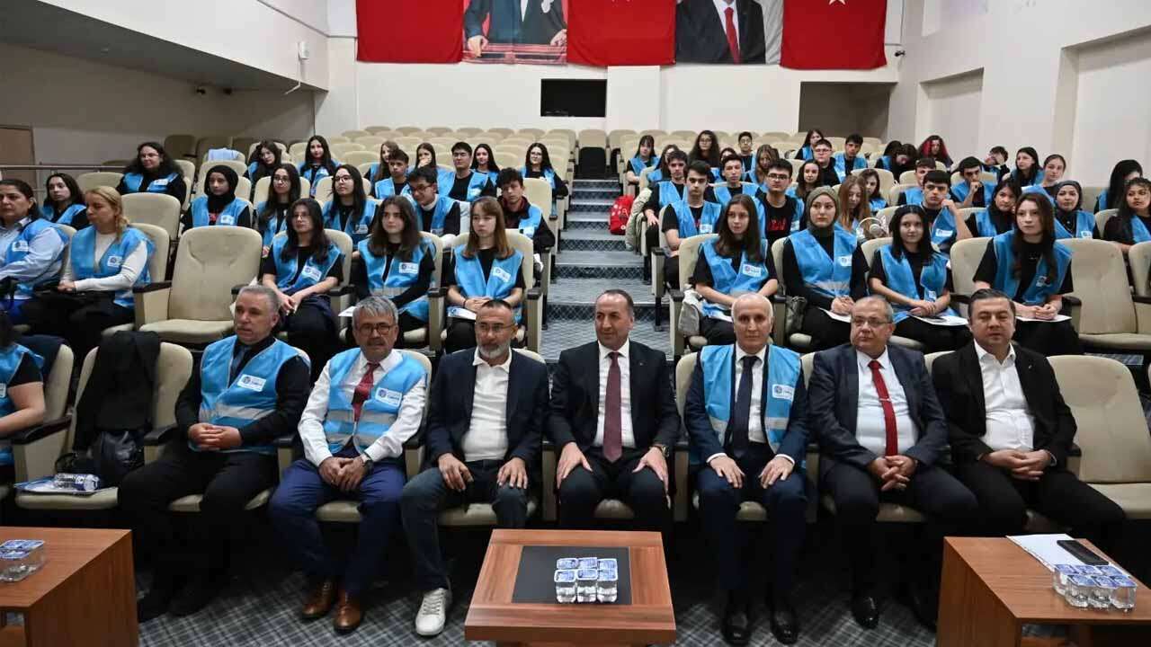 İklim Değişikliği Uşak’ta Gençlerin Gündeminde