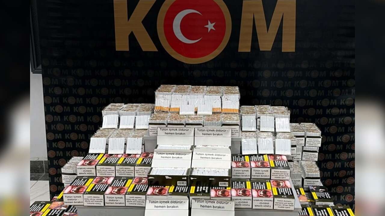 Uşak’ta Kamyonla Kaçak Tütün Sevkiyatına Suçüstü