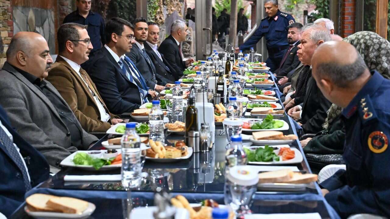 Vali Serdar Kartal Şehit Ailelerini Dinledi