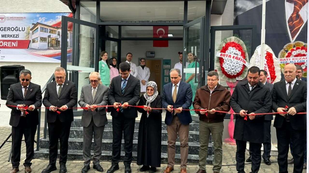 Uşak’ta Hayırseverlerden Sağlık Hamlesi 3 Aile Hekimi Hizmet Verecek