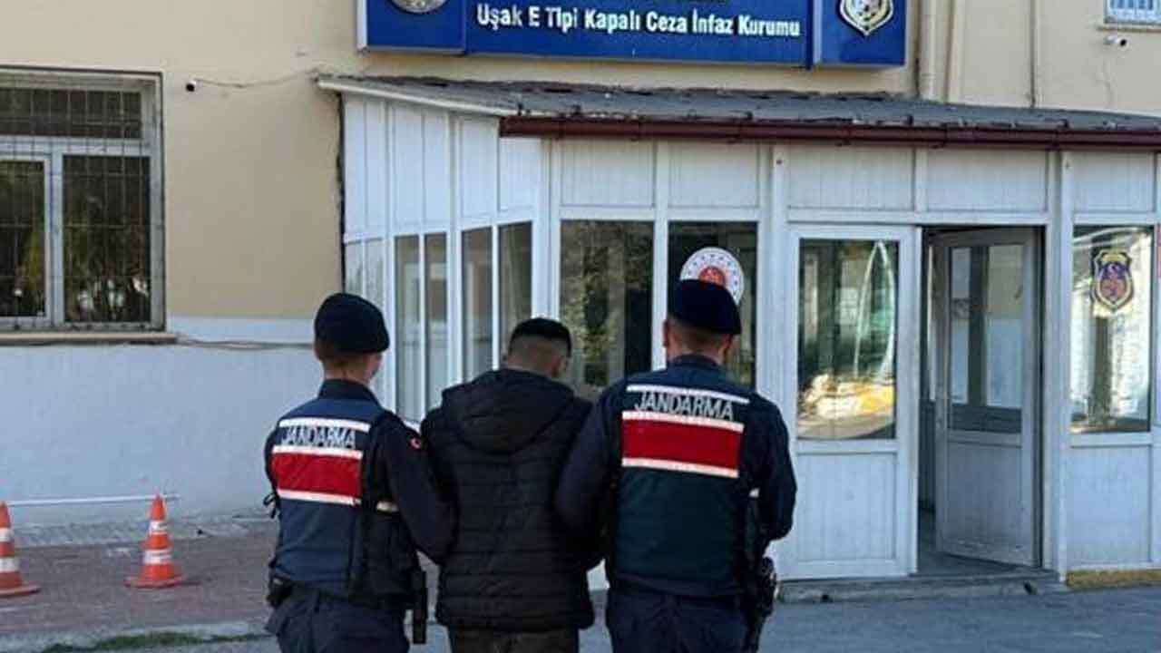 Uşak'ta aranan 46 şahıs Uşak Cezaevine teslim edildi
