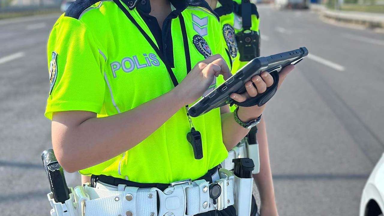 Araçtan inen sürücüye 180 bin TL ceza ve 60 Gün Yasak