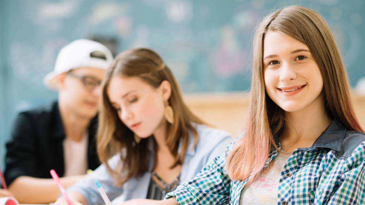 Okul Süresi Kısalıyor Mu, Okullar 4 Gün Mü Olacak?