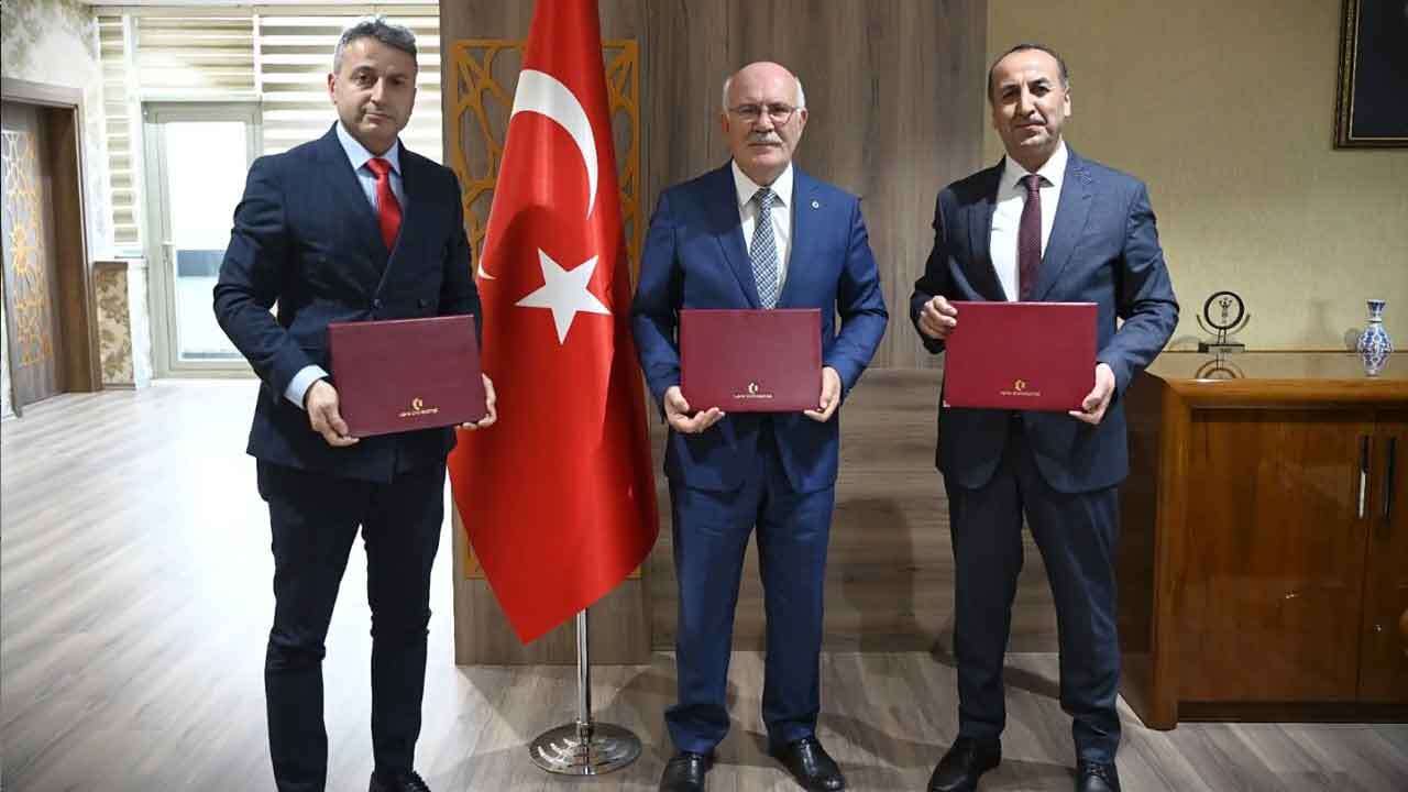 Bu iş birliği sayesinde lise öğrencileri Uşak Üniversitesi'nden yararlanabilecek