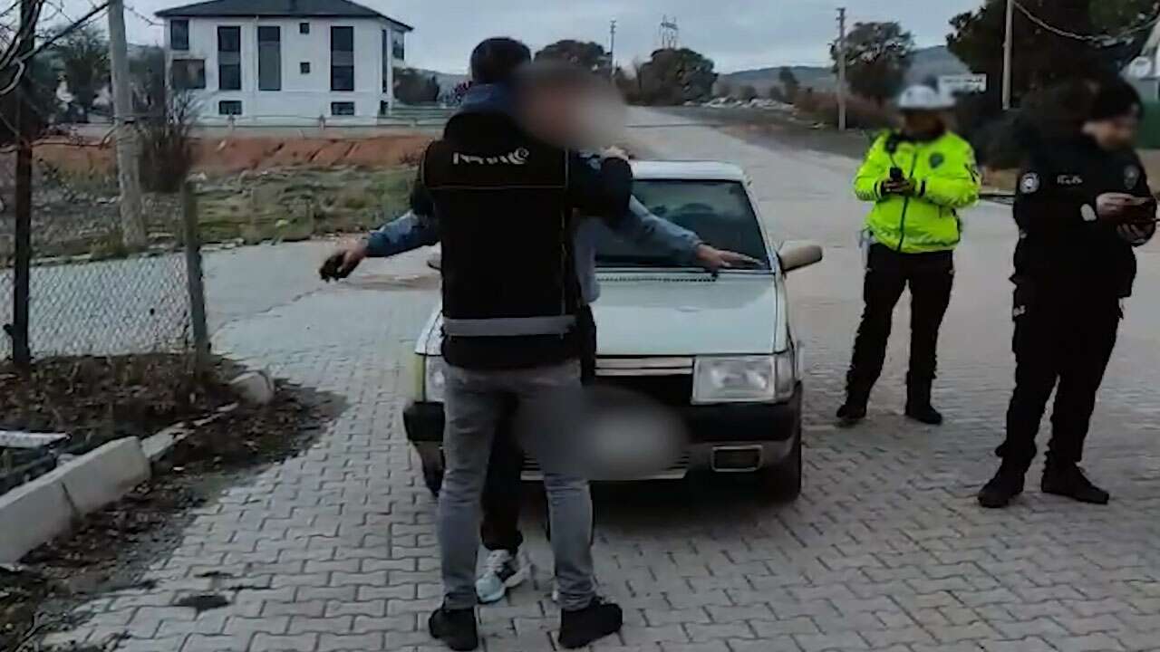 Banaz’daki Huzur Operasyonunda  Uyuşturucu Ticareti Darbe Vuruldu