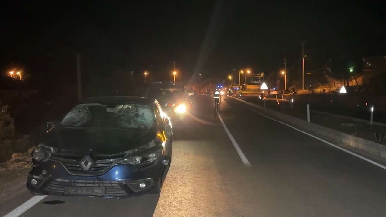 Uşak'ta otomobil yayalara çarptı: 3 kişi öldü