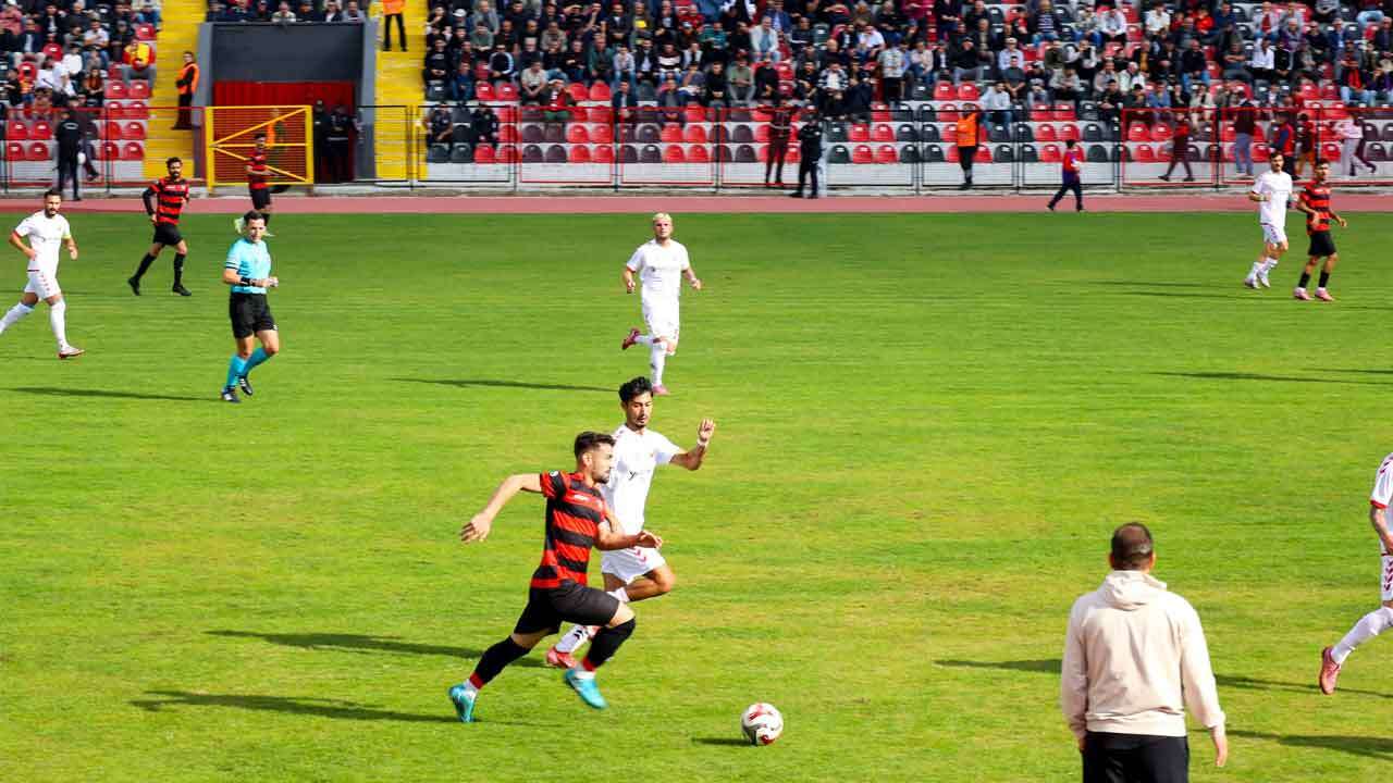 Uşakspor Tire'yi 1-0 mağlup etti