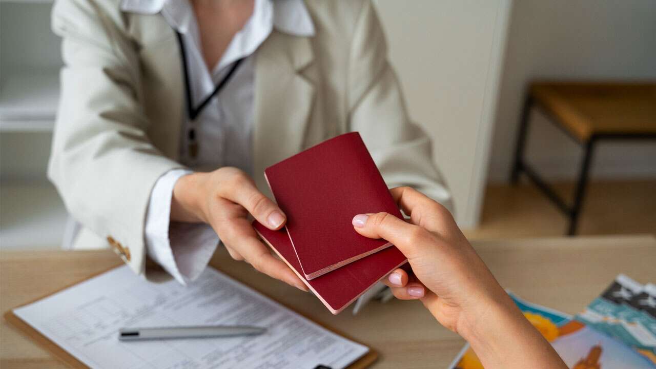 Resmi Evraklara Yeni Tarife Pasaport, Ehliyet ve Kimlik Ücretleri Arttı