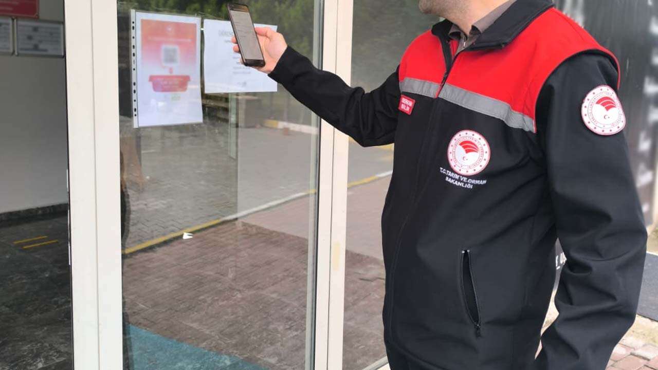 Uşak Valiliği: “2025 Yılında 6737 İşletmede Gıda Denetimi Yapıldı”