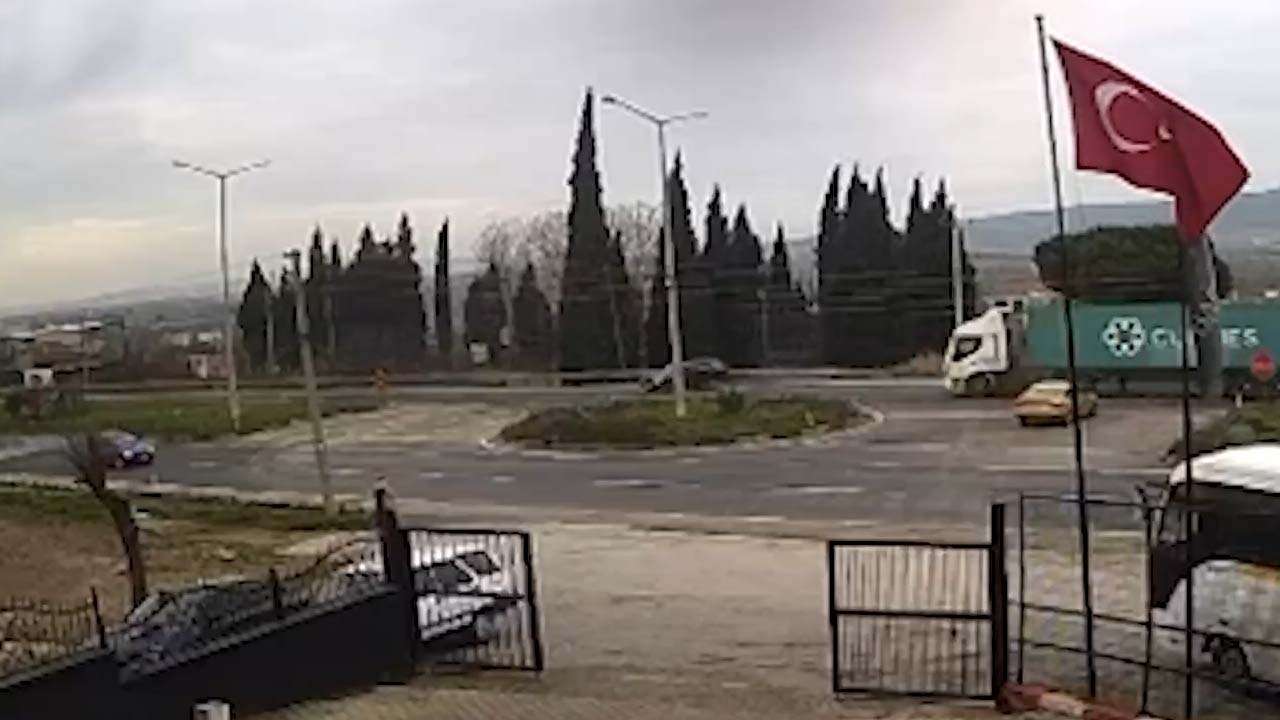 Tırla otomobilin çarpışması sonucu 1 kişi hayatını kaybetti