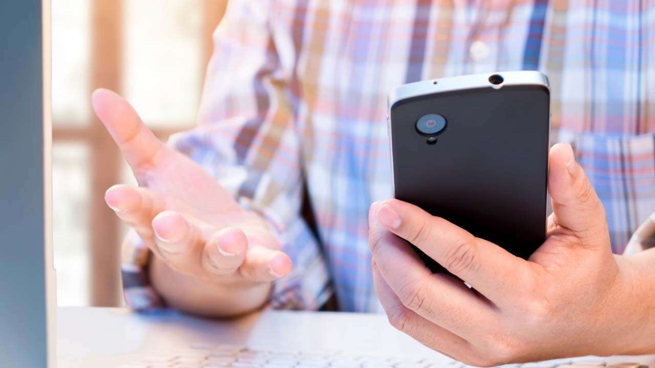 Telefonum Beni Dinliyor Diyenler Haklı Çıktı, Her Kelimeyi Kaydediyor