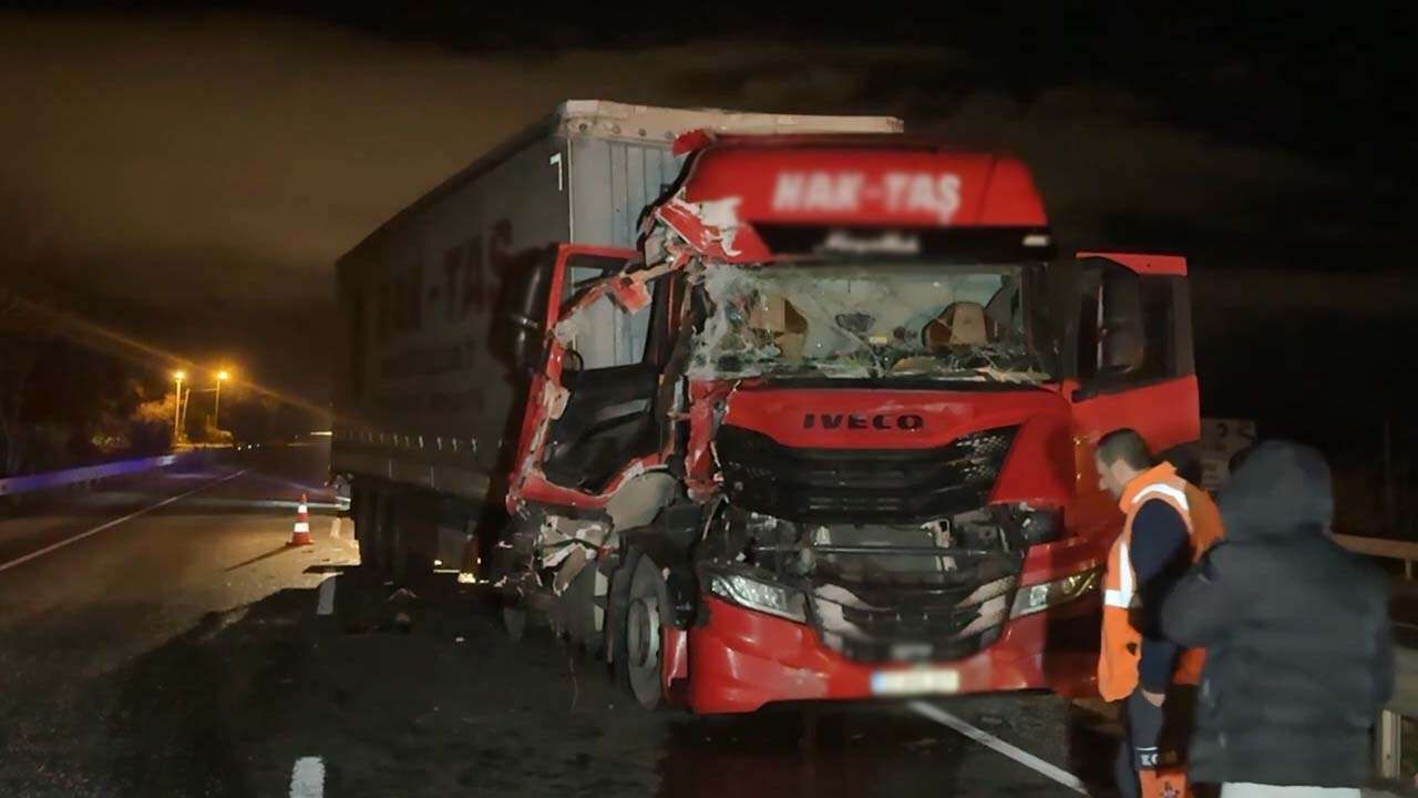 Ürünköy’de iki tır çarpıştı, 1 yaralı var