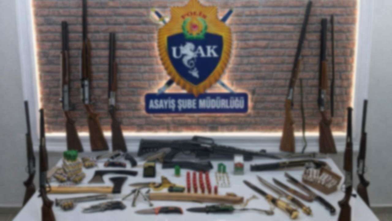 Polisler Uşak Çanlı Galericiler Sitesinde adeta cephanelik buldu