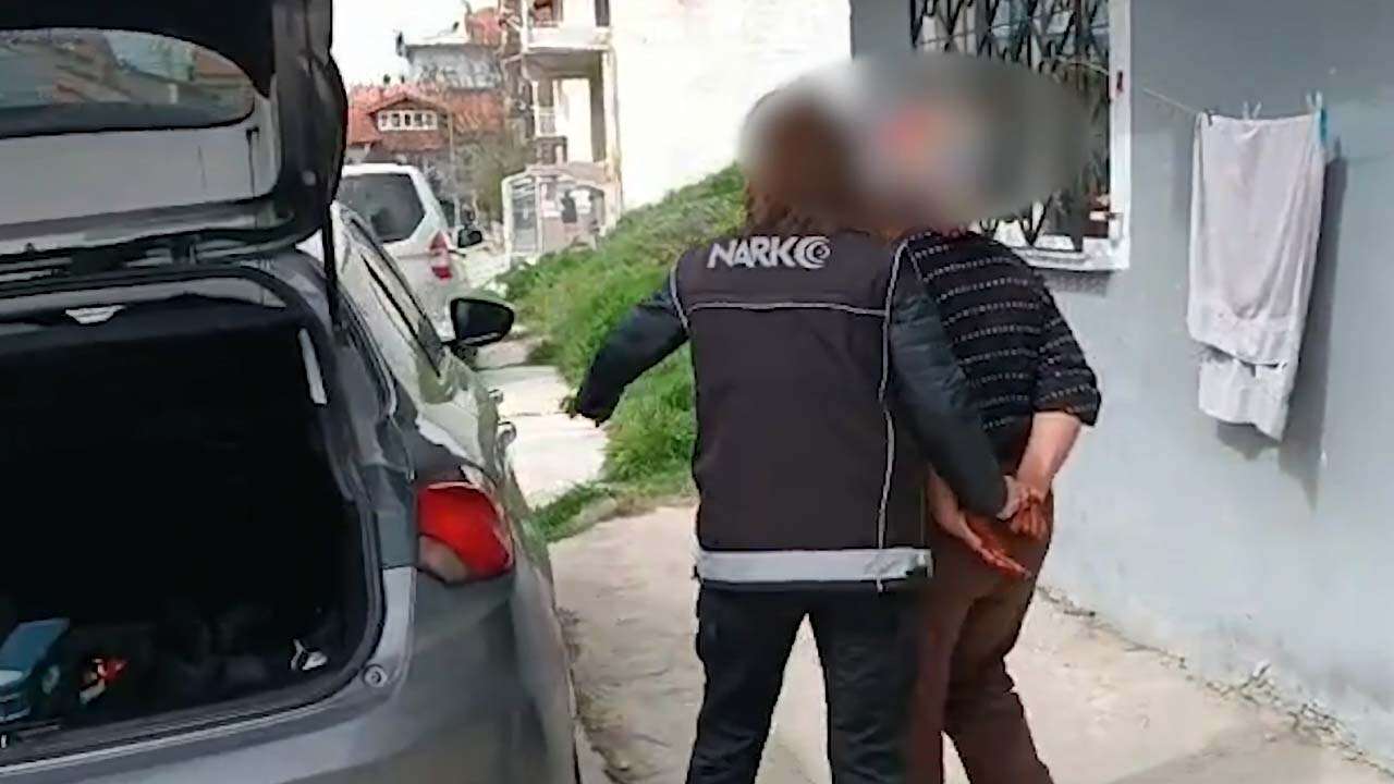 Uşak’ta Zehir Tacirlerine Eş Zamanlı Operasyon