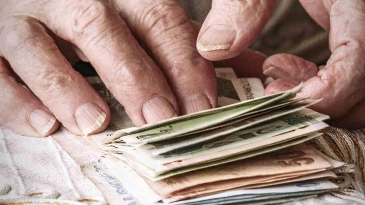 Milyonlarca Emekli İçin Kritik Hafta Maaş Zamları Hesaplanıyor