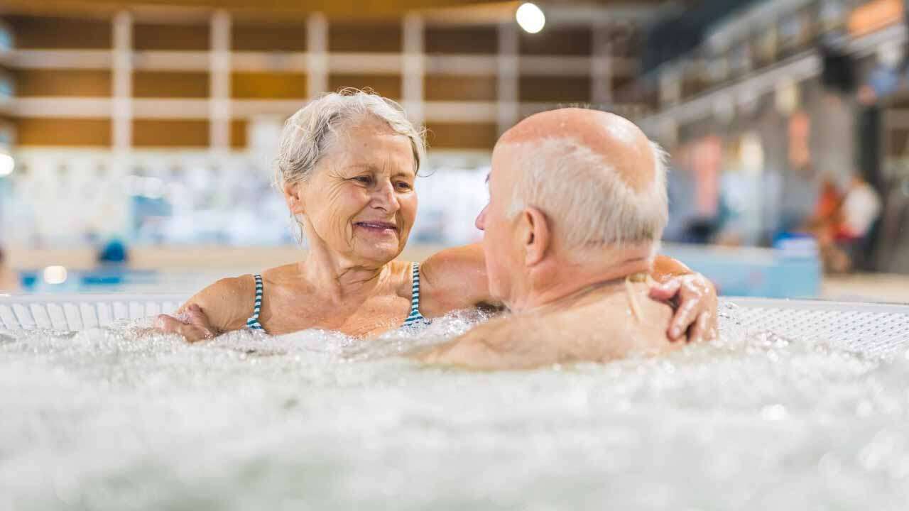 SGK Karşılıyor Emeklilere Tedavi ve Yol Desteği