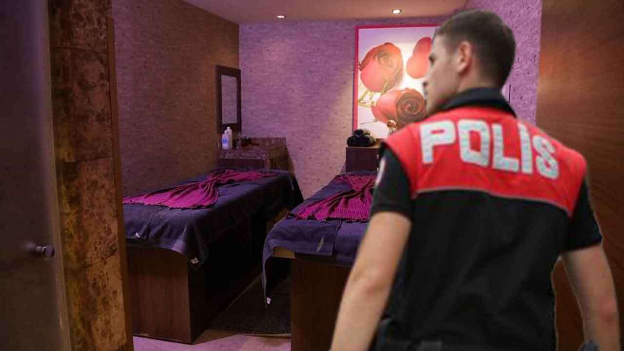 Uşak'ta Masaj Salonu Adı Altında Fuhuşa 3 Tutuklama