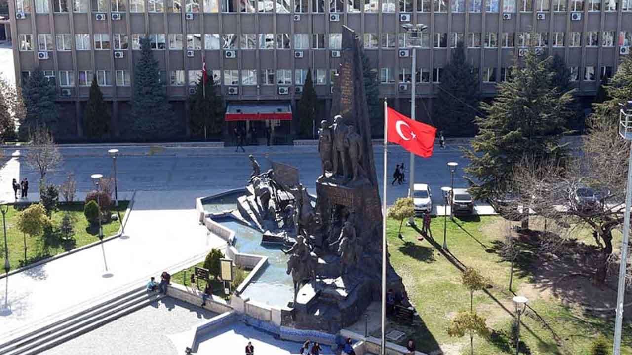 Uşak’ta Okullarda Ve Okul Çevrelerinde Sıkı Denetim Başlıyor